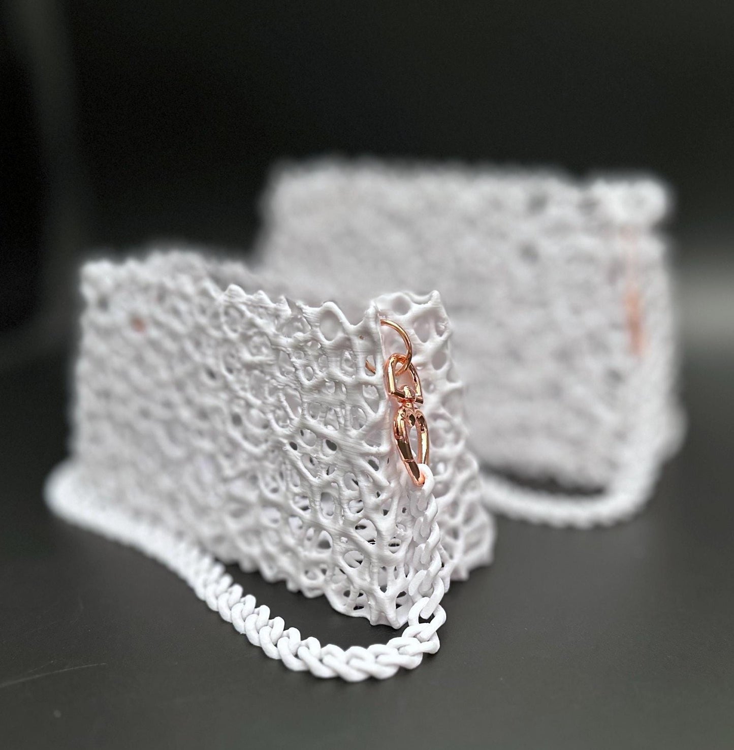 Elegant white 3D-printed handbag with a vintage aesthetic. Lightweight, eco-friendly, and perfect for weddings, events, or daily chic looks.