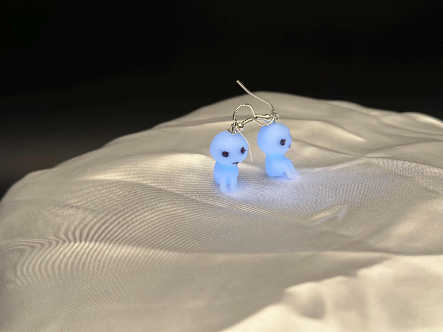 Mystical Glowing Kodama Forest Spirit Earrings: Enchanting Fantasy Jewelry for Anime & Nature Lovers