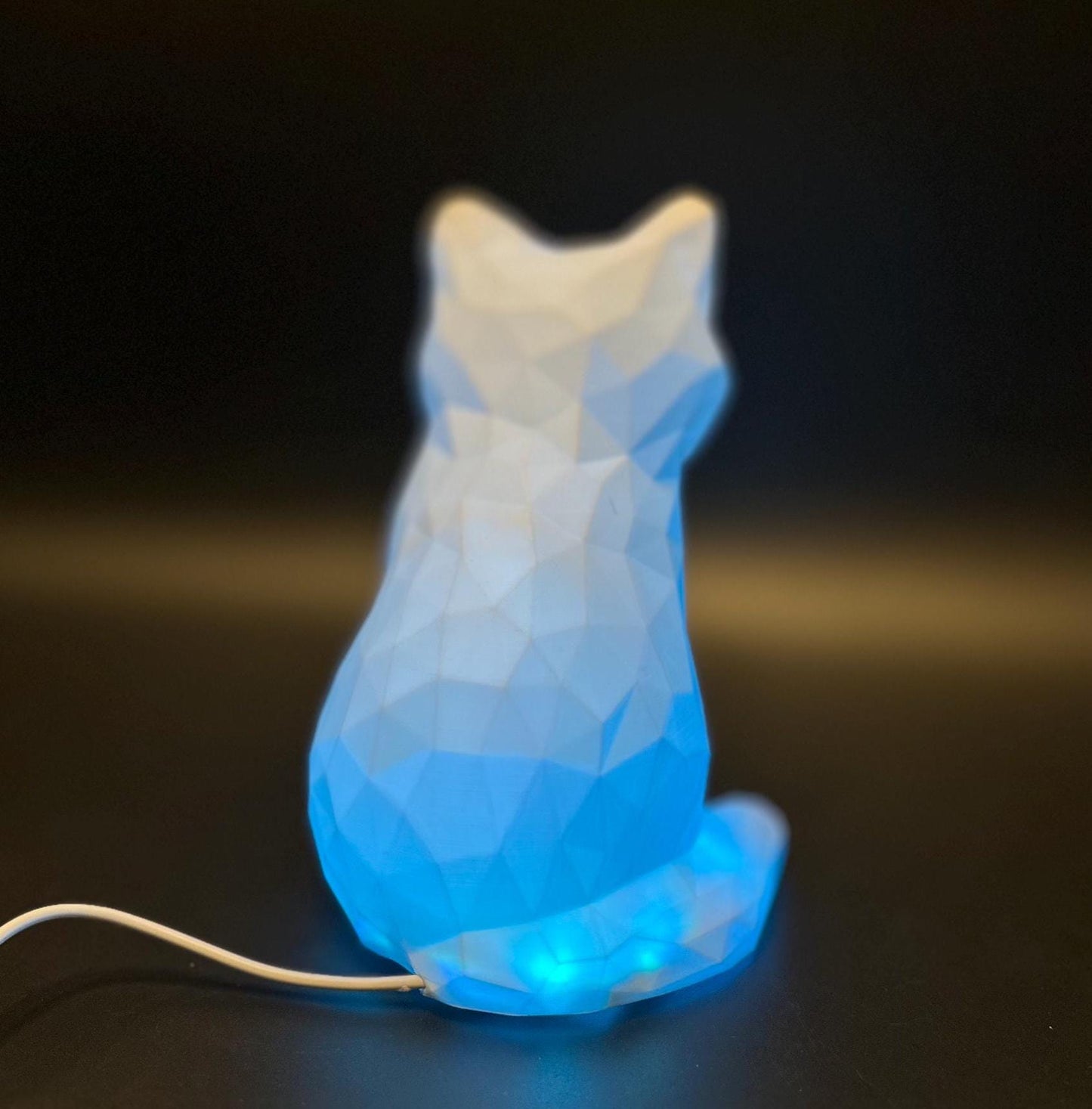 Stylish Geometric Raccoon Lamp: Vibrant RGB Lighting for Trendy Interiors