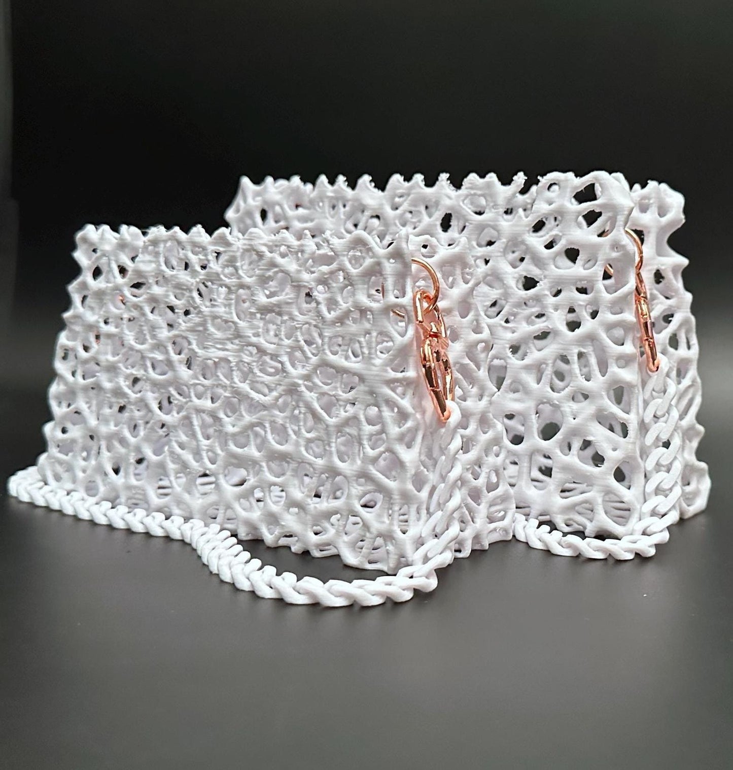 Elegant white 3D-printed handbag with a vintage aesthetic. Lightweight, eco-friendly, and perfect for weddings, events, or daily chic looks.