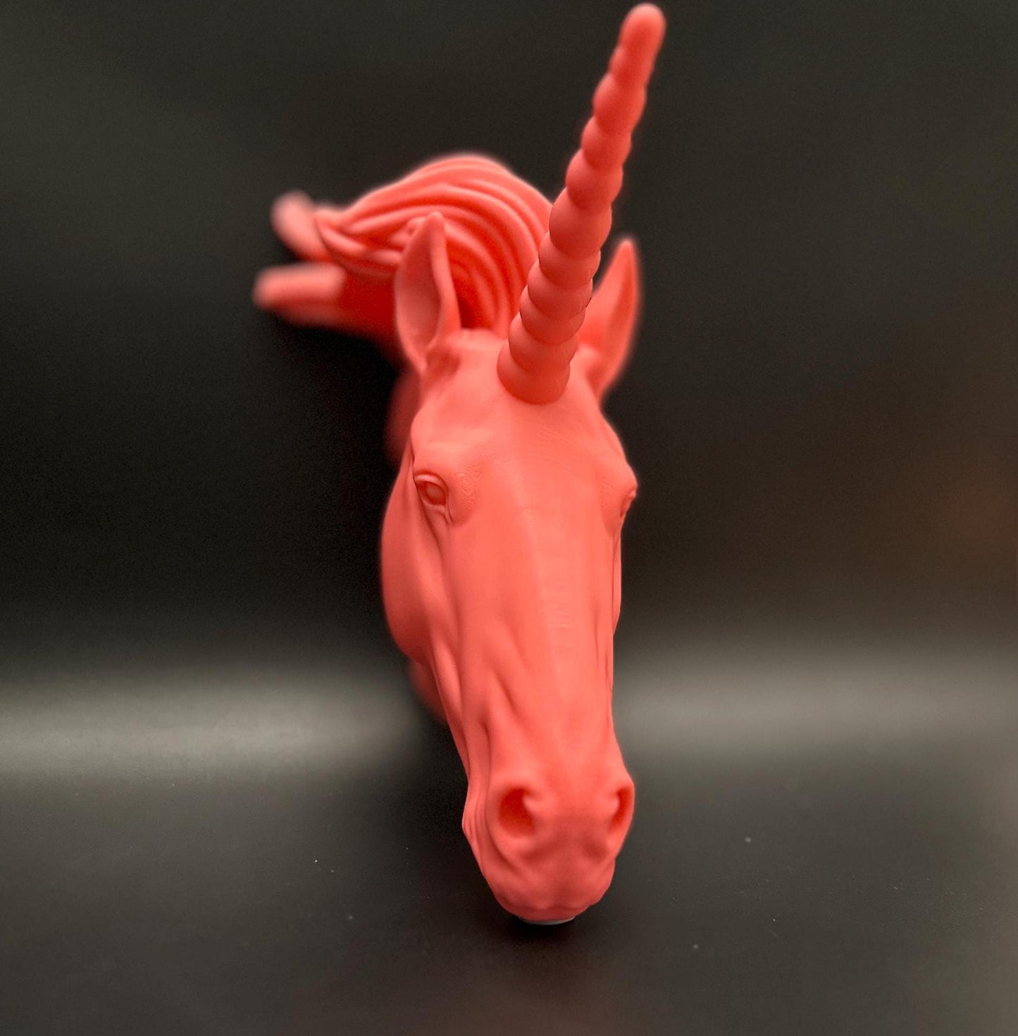 Enchanting Bubblegum Pink Unicorn Statue – Magical Desk & Room Decor