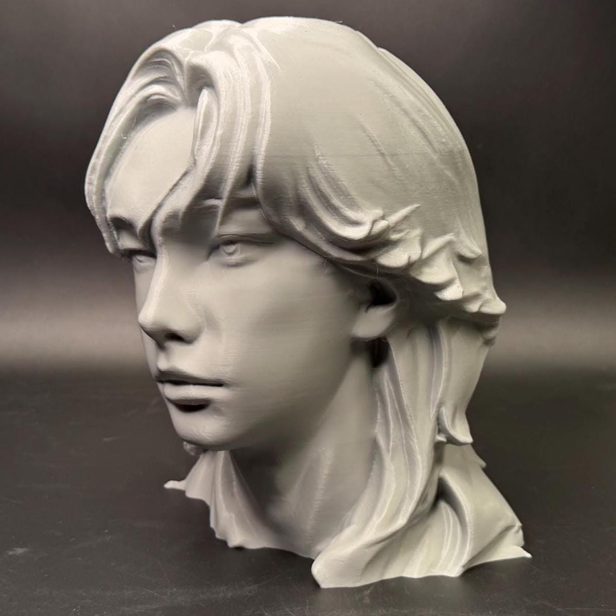 Hyunjin Headphone Stand β K-Pop Decor for Stray Kids Fans