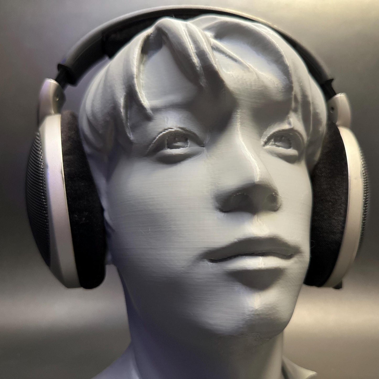 Add a touch of BTS magic to your space with this practical yet stylish headphone stand. Let Jungkook-inspired design light up your day!