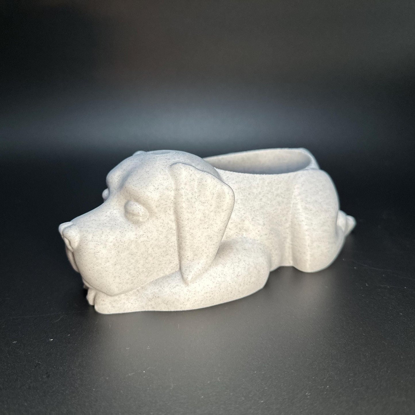 Labrador planter available in beige, white, grey, and marble, perfect for succulents and dog-themed decor.