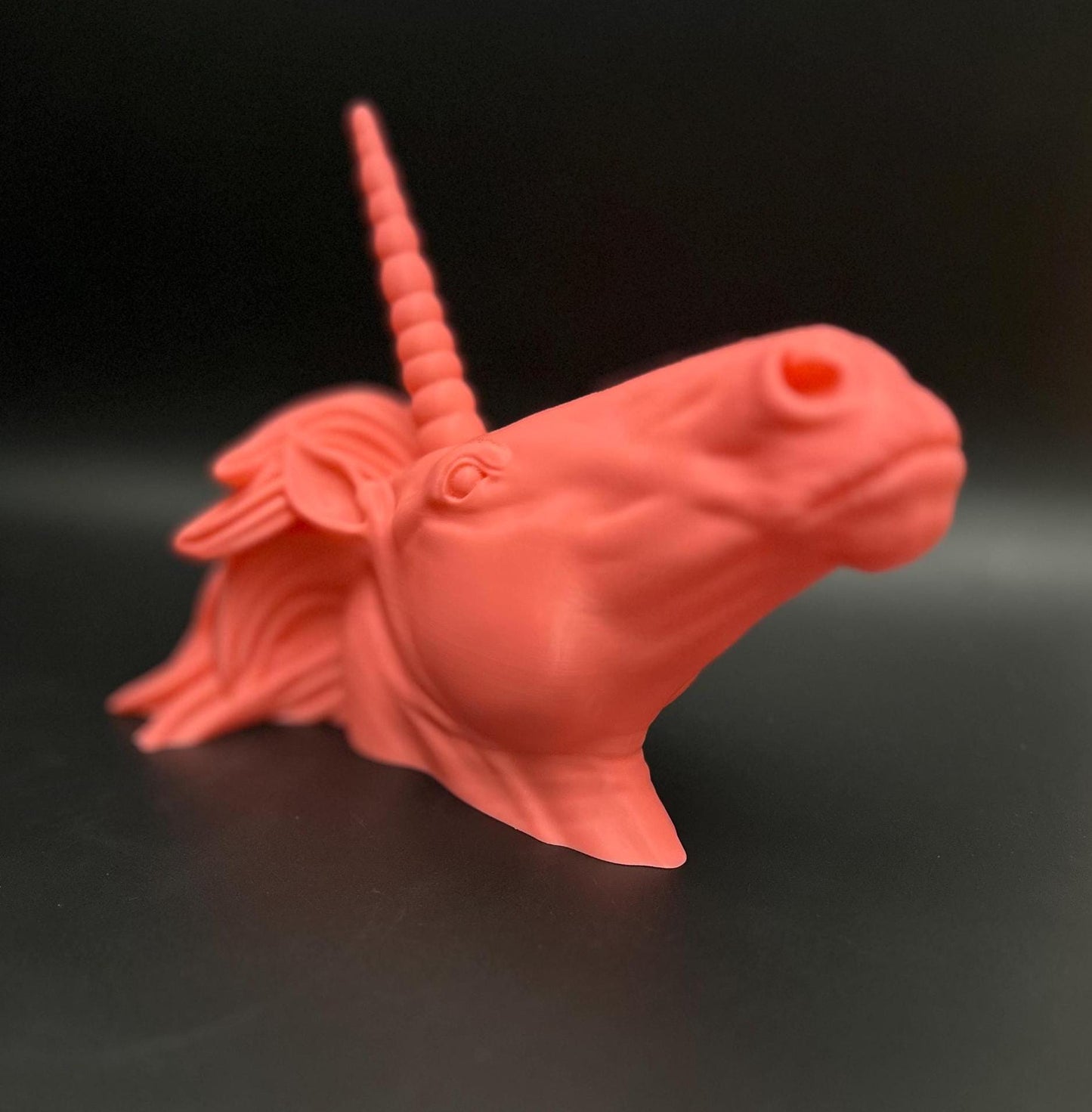 Enchanting Bubblegum Pink Unicorn Statue – Magical Desk & Room Decor