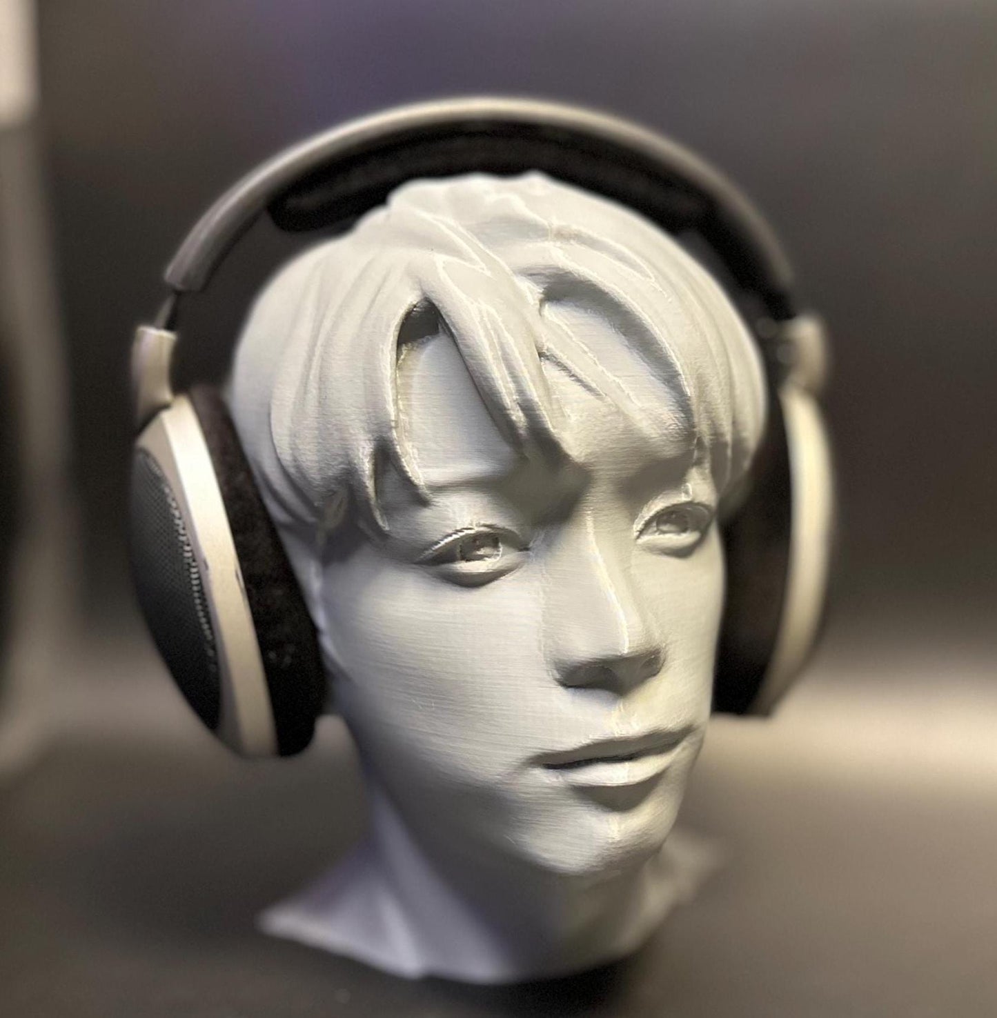 Add a touch of BTS magic to your space with this practical yet stylish headphone stand. Let Jungkook-inspired design light up your day!