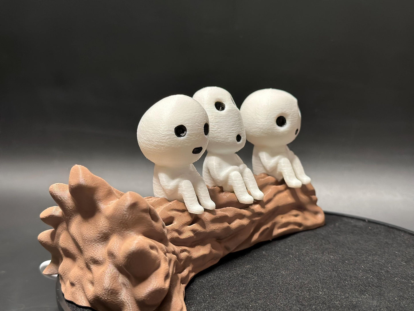Enchanted Forest Kodama Night Light: Whimsical Glowing Woodland Spirits Lamp for Magical Home Decor