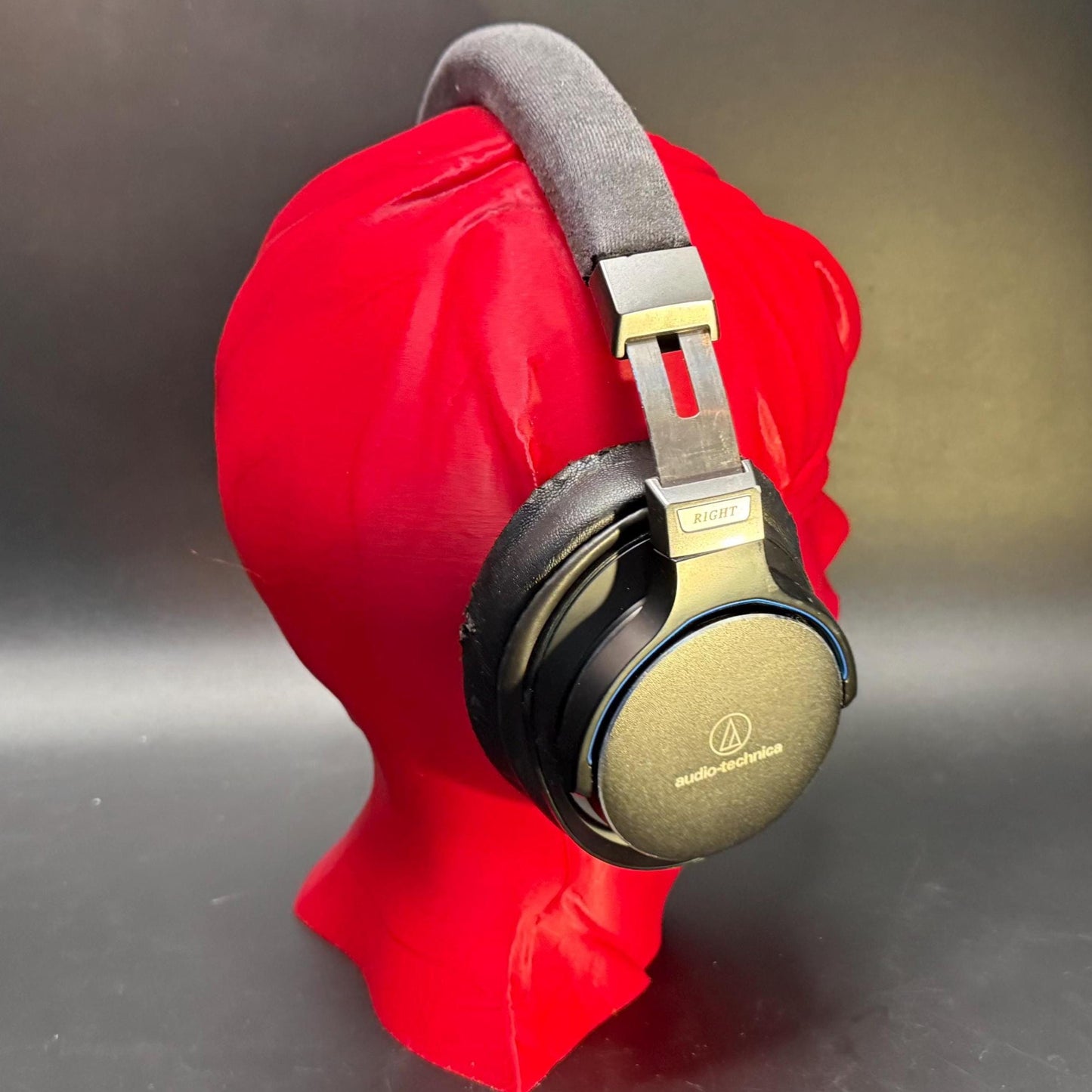 Jungkook Headphone Stand – Flaming hot BTS K-Pop for ARMY Fans